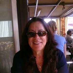 Meet your Posher, Jewel